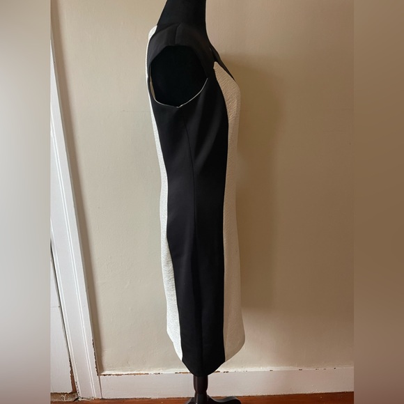 JAX black/soft white contrast dress, w/ cutout neckline, size 10, like new - Picture 7 of 7
